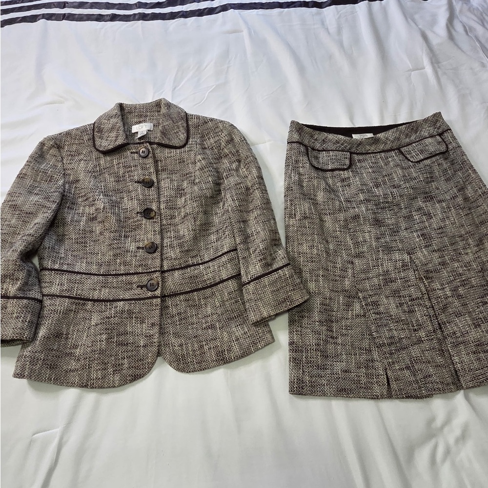 ANN TAYLOR LOFT
Brown and Cream Tweed Skirt Set - Picture 8 of 14